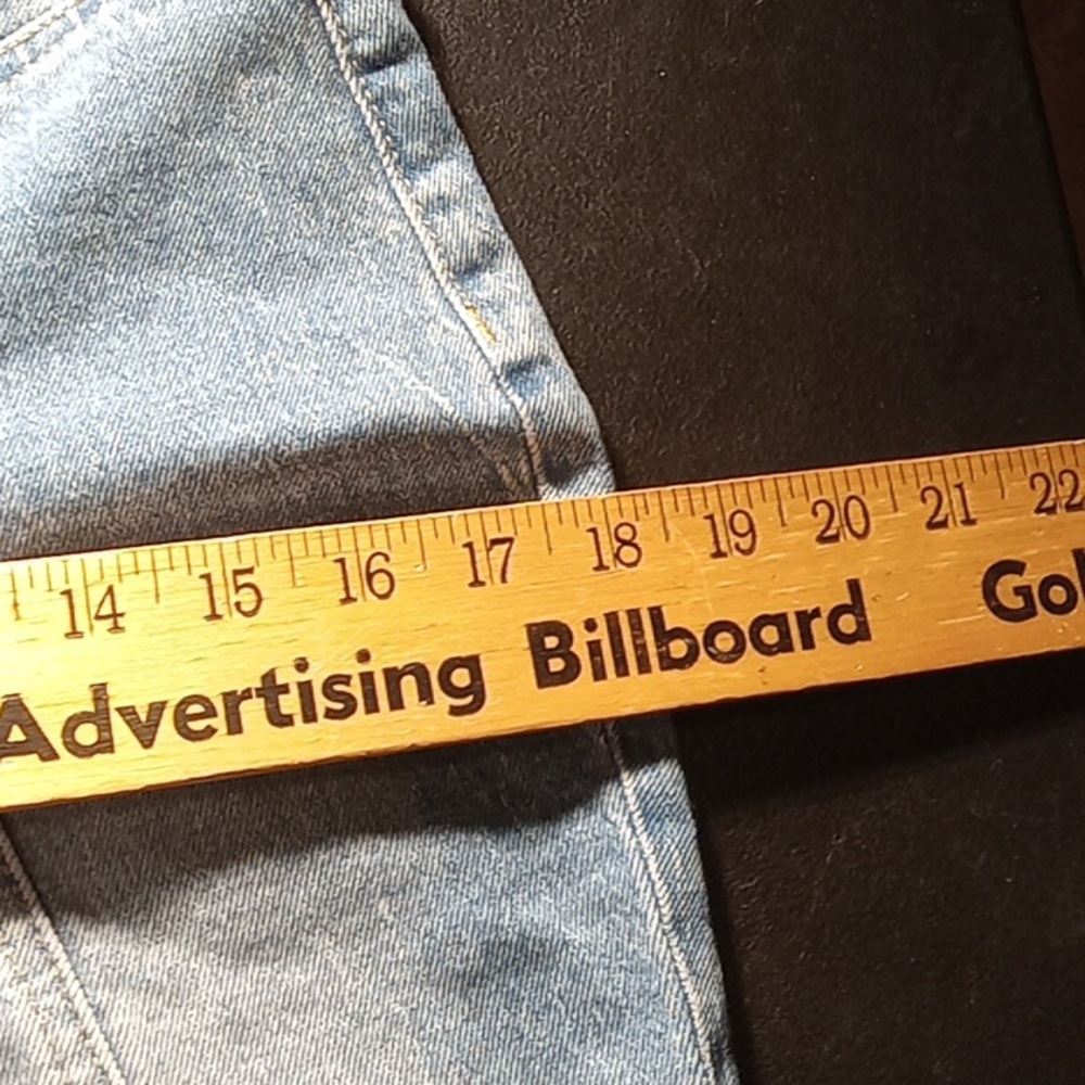 Woman's jeans, good stretch blue. 8 regular. High-rise flare. - Picture 7 of 10